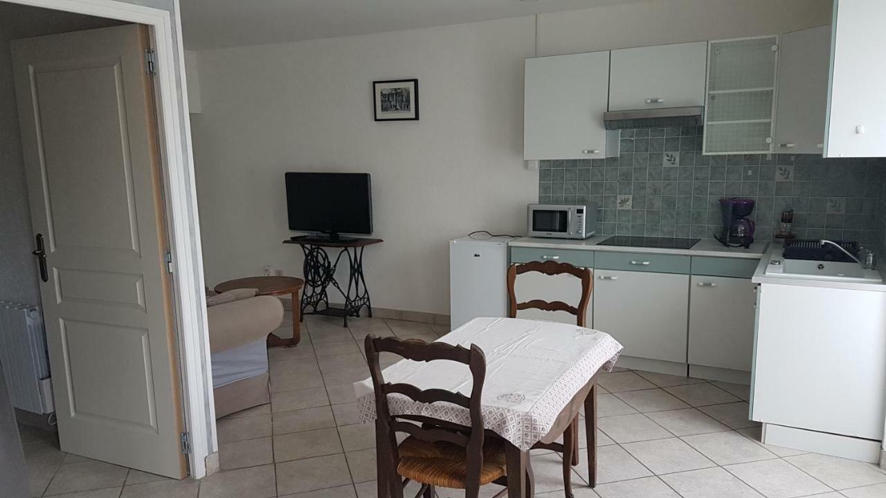 Culan Petite Maison Au Coeur Du Berry מראה חיצוני תמונה